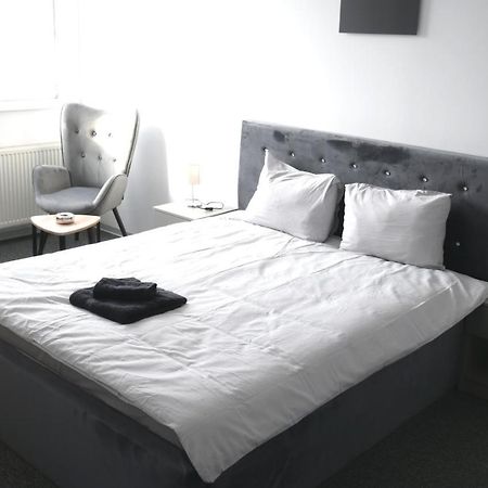Luana Airport Apartments #8 Otopeni Eksteriør bilde
