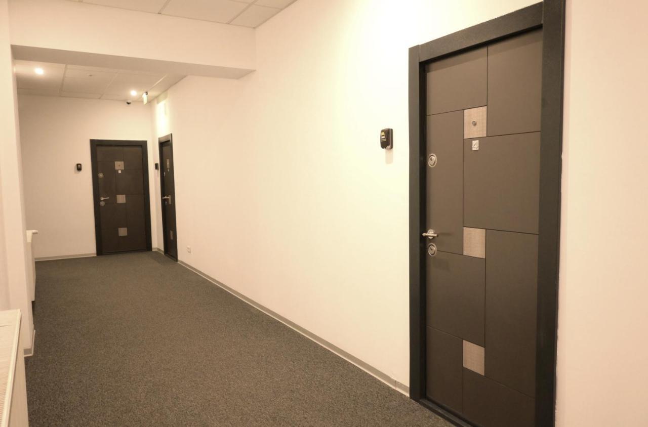 Luana Airport Apartments #8 Otopeni Eksteriør bilde