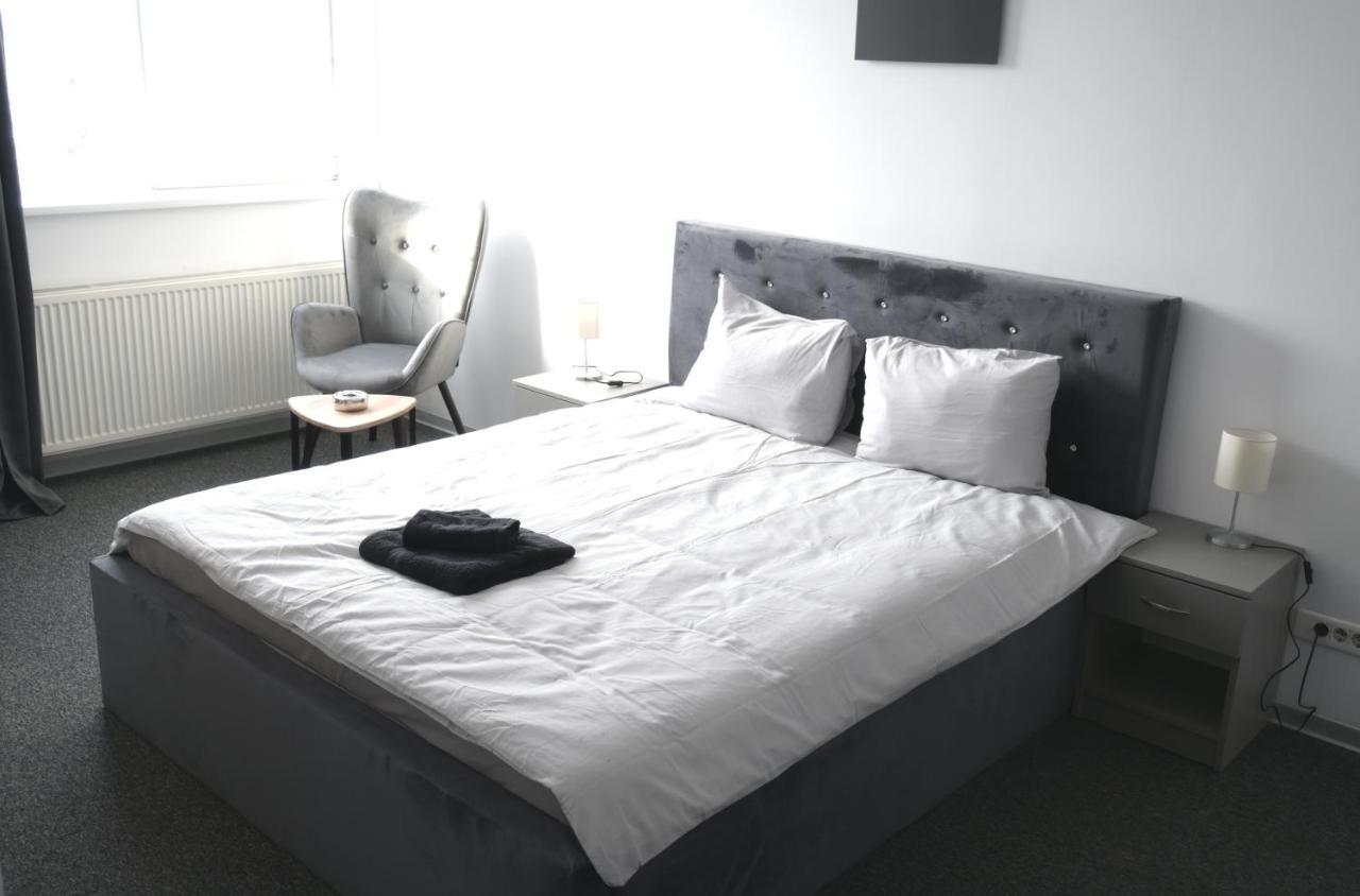 Luana Airport Apartments #8 Otopeni Eksteriør bilde