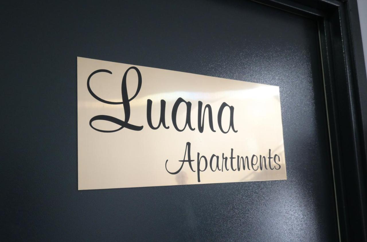 Luana Airport Apartments #8 Otopeni Eksteriør bilde